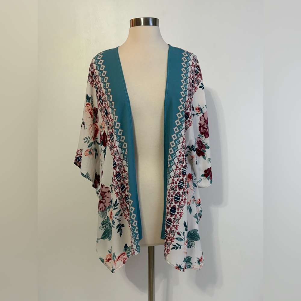 PURPLE LIPSTICK Lipstick Boutique Floral Top in Teal & Red